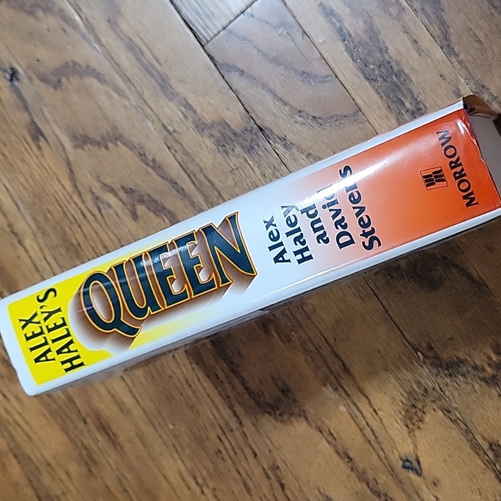Alex Haley's Queen Book - Picture 3 of 6